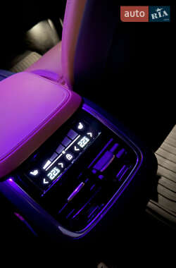 Внедорожник / Кроссовер Volvo XC90 2020 в 
