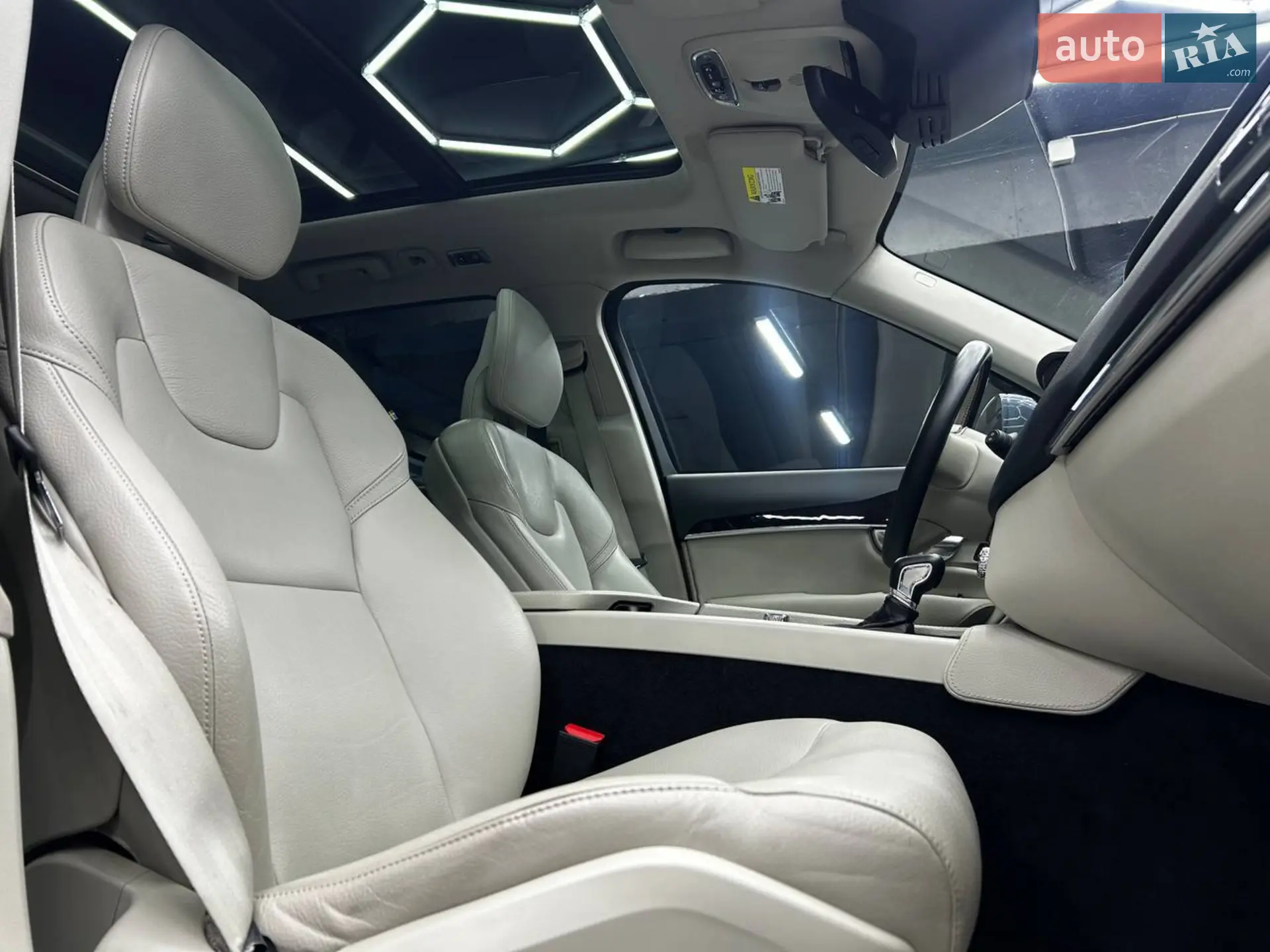 2018 Volvo XC90 - мініатюра 11