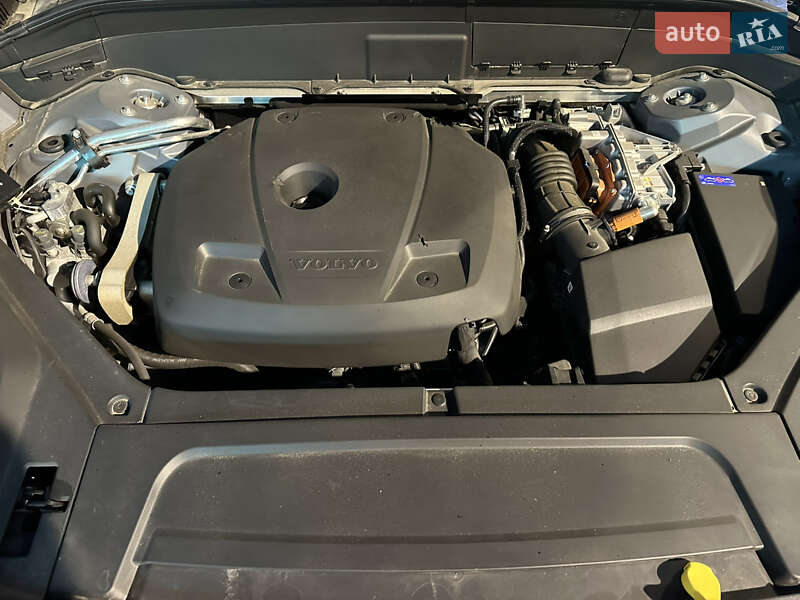 Внедорожник / Кроссовер Volvo XC90 2021 в Киеве фото 18 Внедорожник / Кроссовер Volvo XC90 2021 в Киеве