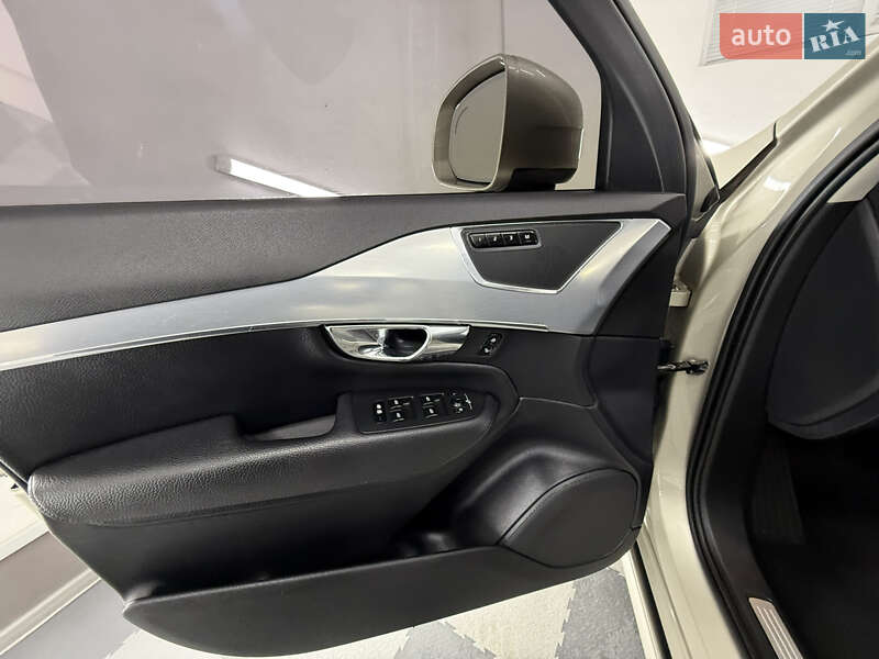 Внедорожник / Кроссовер Volvo XC90 2015 в Трускавце фото 56 Внедорожник / Кроссовер Volvo XC90 2015 в Трускавце