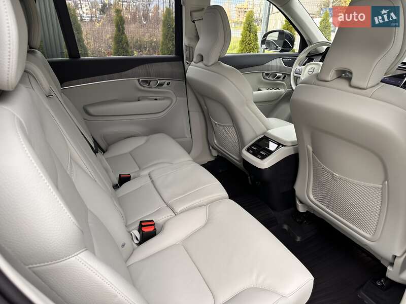 Позашляховик / Кросовер Volvo XC90 2024 в Самборі