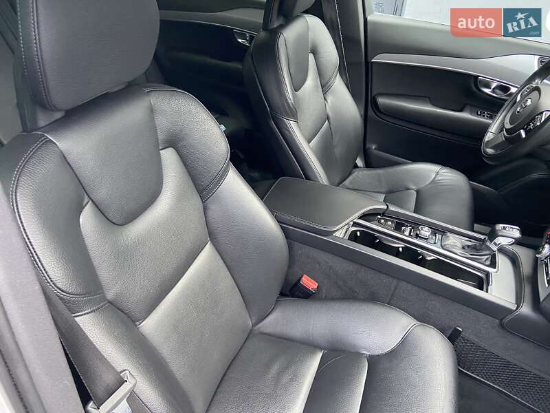 Позашляховик / Кросовер Volvo XC90 2019 в Києві