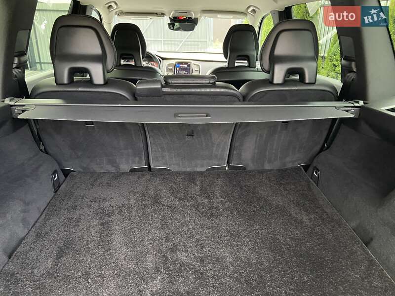 Позашляховик / Кросовер Volvo XC90 2019 в Києві