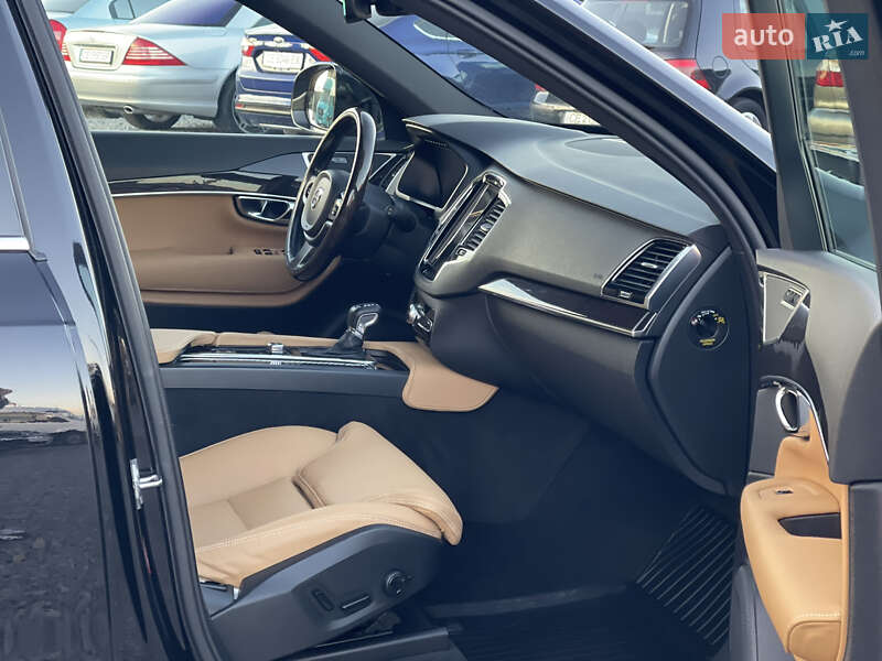 Позашляховик / Кросовер Volvo XC90 2016 в Чернівцях фото 15 Позашляховик / Кросовер Volvo XC90 2016 в Чернівцях