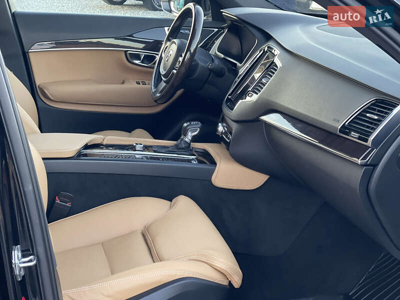 Позашляховик / Кросовер Volvo XC90 2016 в Чернівцях фото 16 Позашляховик / Кросовер Volvo XC90 2016 в Чернівцях