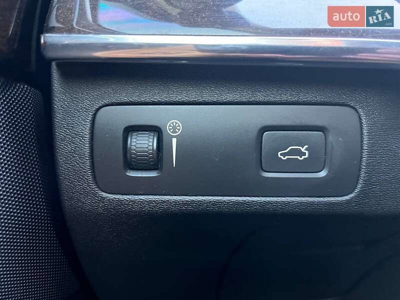 Внедорожник / Кроссовер Volvo XC90 2015 в Киеве фото 19 Внедорожник / Кроссовер Volvo XC90 2015 в Киеве