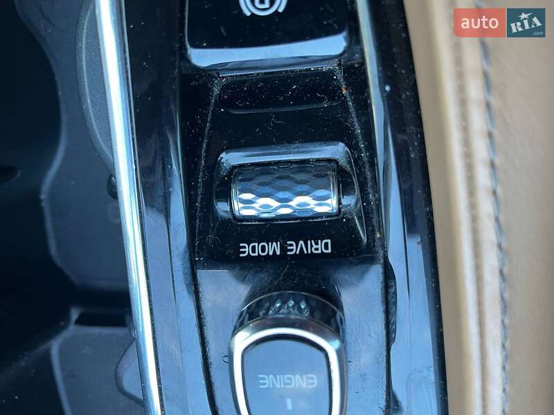 Внедорожник / Кроссовер Volvo XC90 2015 в Киеве фото 29 Внедорожник / Кроссовер Volvo XC90 2015 в Киеве