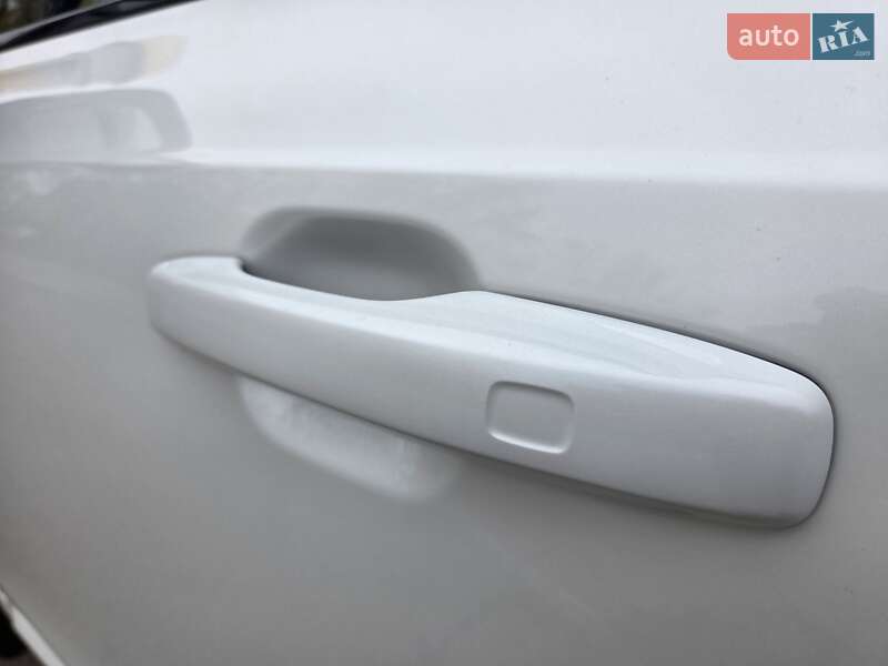 Внедорожник / Кроссовер Volvo XC90 2020 в Киеве