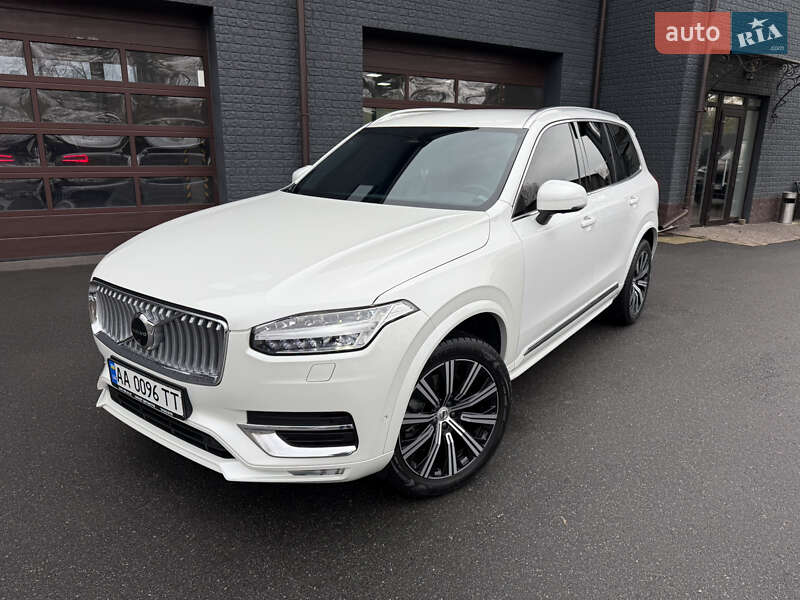 Внедорожник / Кроссовер Volvo XC90 2023 в Киеве