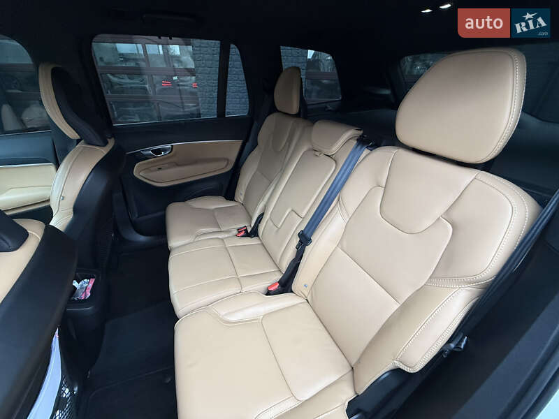 Внедорожник / Кроссовер Volvo XC90 2023 в Киеве