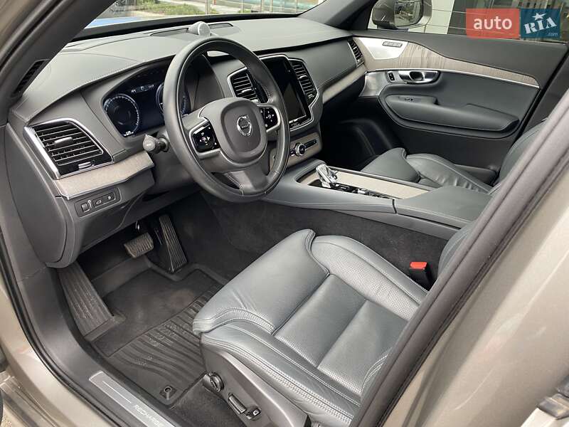 Внедорожник / Кроссовер Volvo XC90 2020 в Киеве