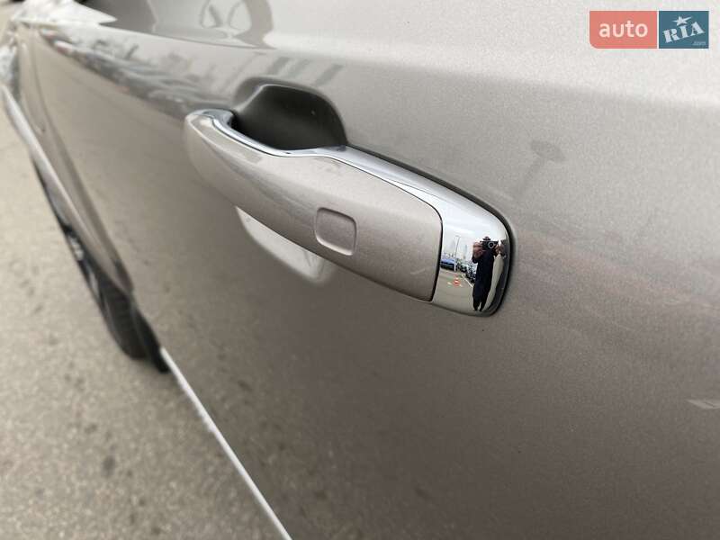 Внедорожник / Кроссовер Volvo XC90 2020 в Киеве