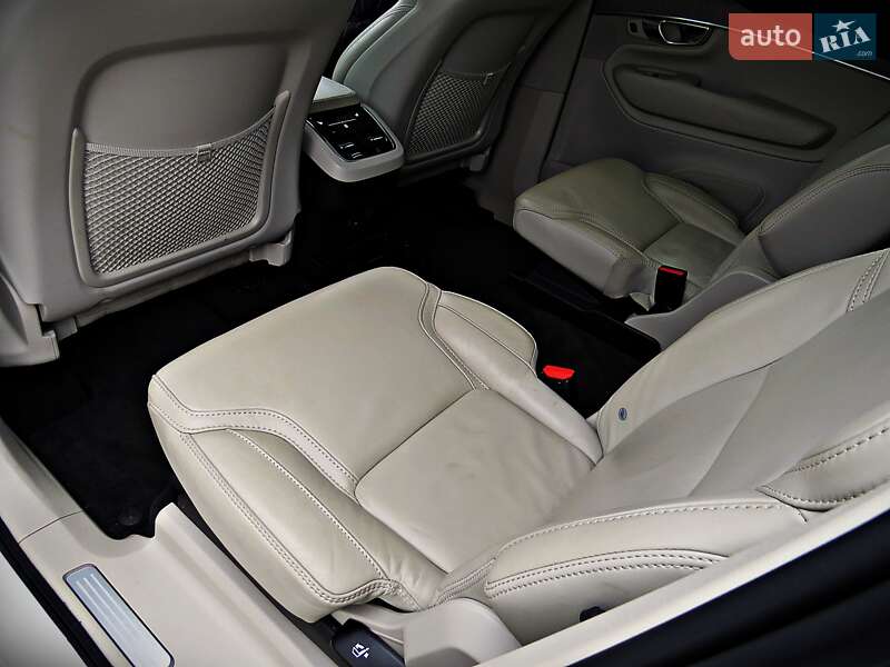 Внедорожник / Кроссовер Volvo XC90 2021 в Черкассах