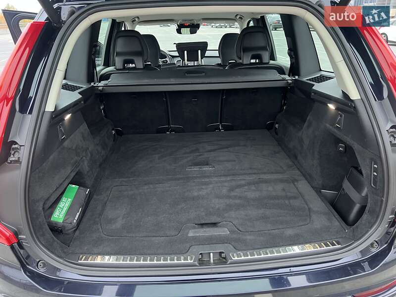 Позашляховик / Кросовер Volvo XC90 2018 в Києві