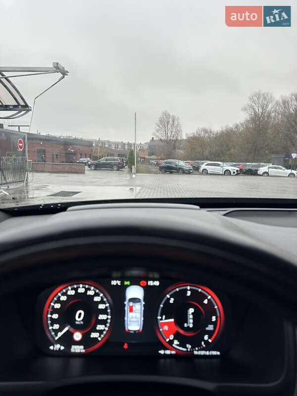 Внедорожник / Кроссовер Volvo XC90 2016 в Хмельницком