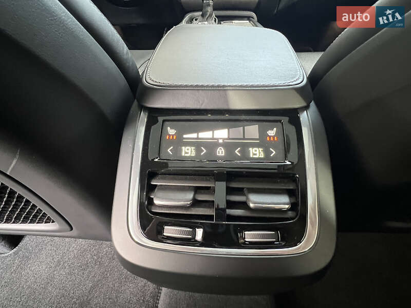 Позашляховик / Кросовер Volvo XC90 2019 в Івано-Франківську