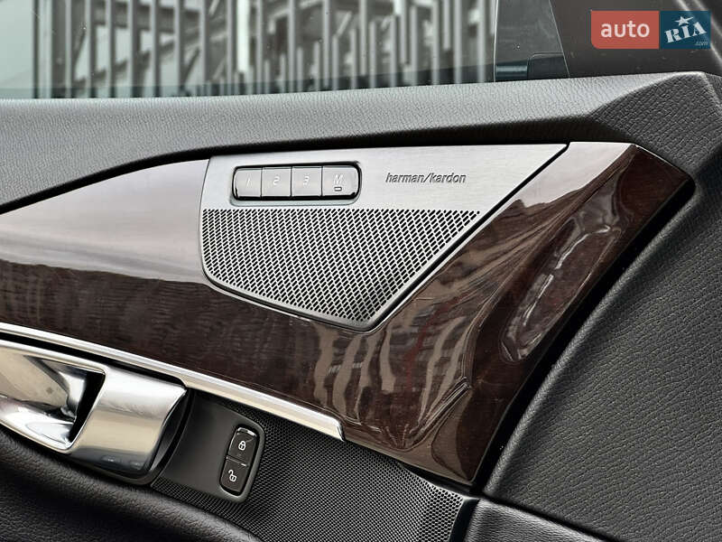 Позашляховик / Кросовер Volvo XC90 2018 в Києві