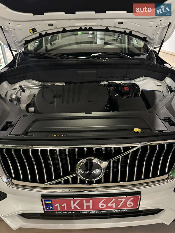 Внедорожник / Кроссовер Volvo XC90 2024 в Киеве
