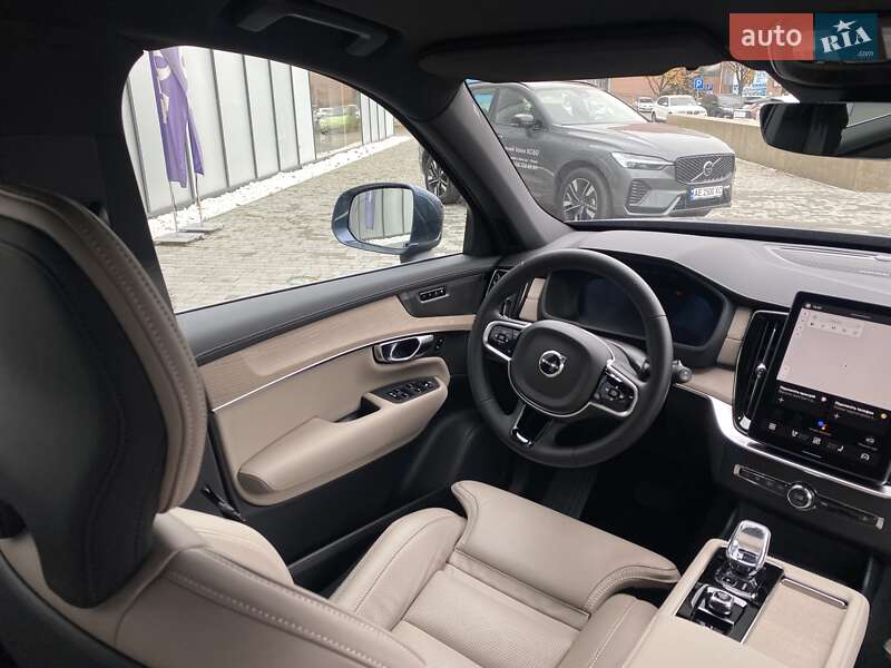 Внедорожник / Кроссовер Volvo XC90 2025 в Днепре фото 22 Внедорожник / Кроссовер Volvo XC90 2025 в Днепре
