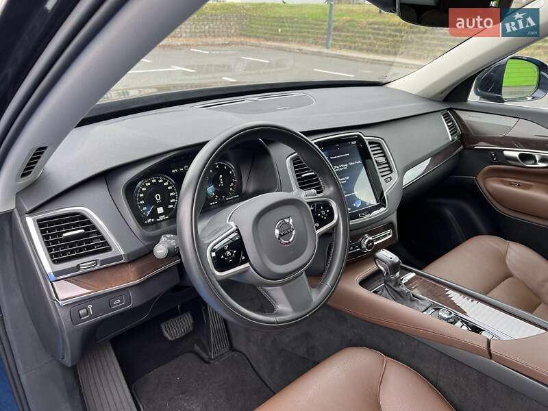 Внедорожник / Кроссовер Volvo XC90 2019 в Киеве