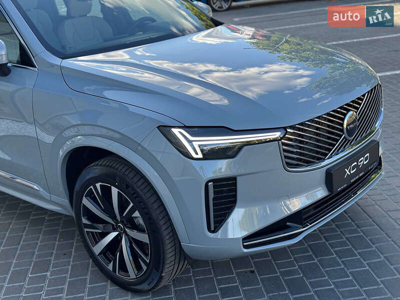 Внедорожник / Кроссовер Volvo XC90 2025 в Николаеве