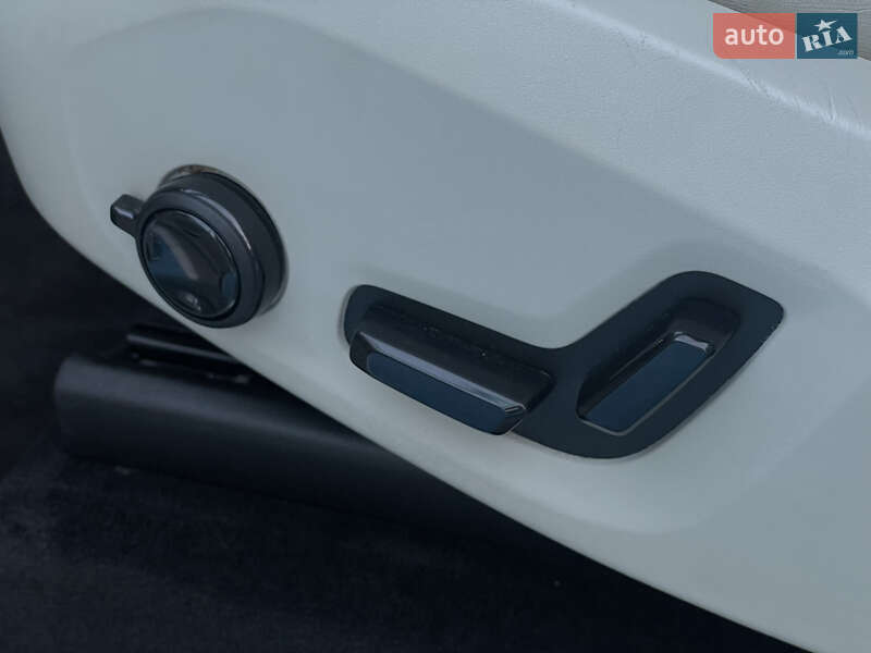 Внедорожник / Кроссовер Volvo XC90 2020 в Одессе фото 26 Внедорожник / Кроссовер Volvo XC90 2020 в Одессе