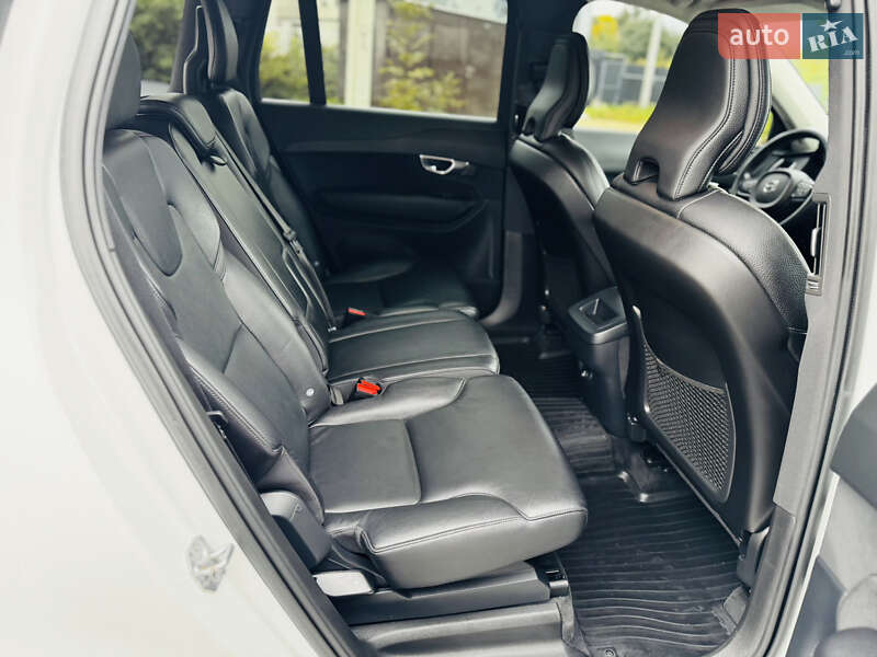 Внедорожник / Кроссовер Volvo XC90 2017 в Здолбунове