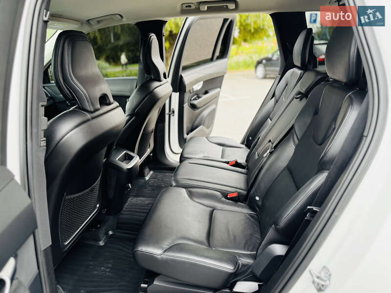 Внедорожник / Кроссовер Volvo XC90 2017 в Здолбунове