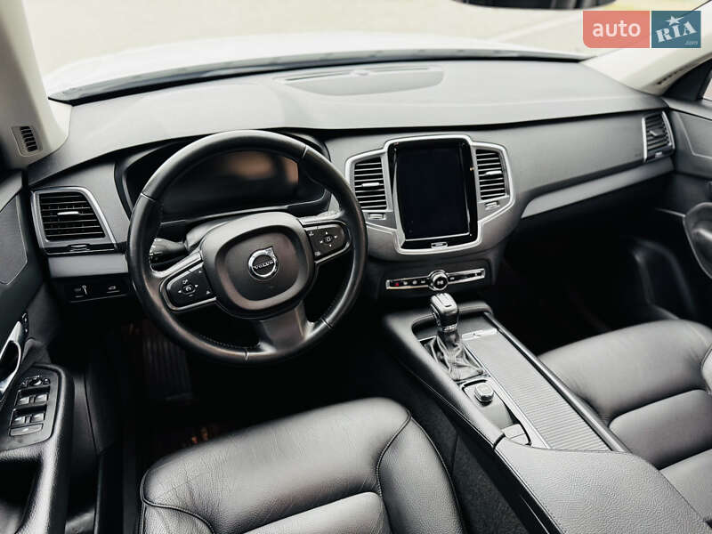 Внедорожник / Кроссовер Volvo XC90 2017 в Здолбунове