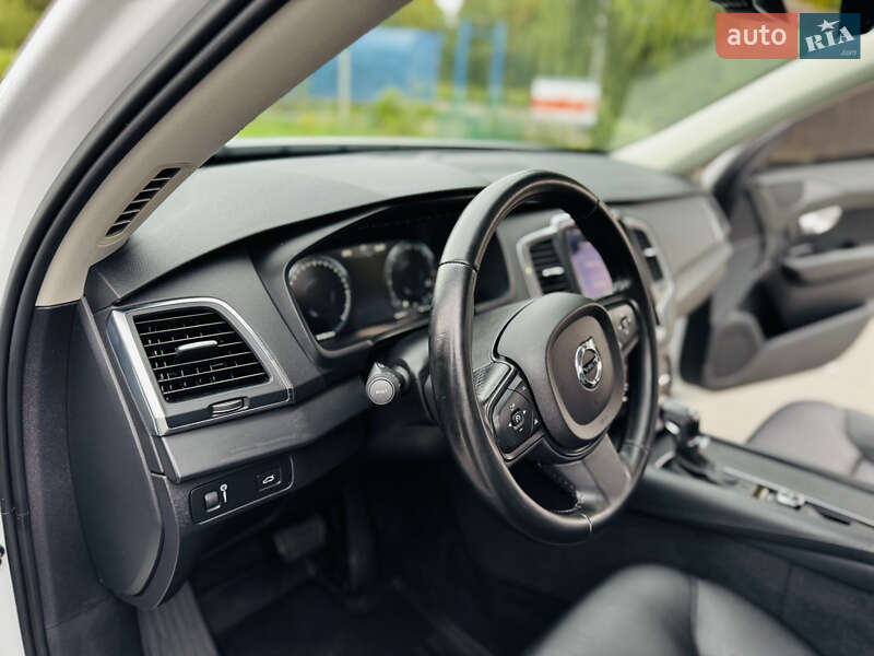 Внедорожник / Кроссовер Volvo XC90 2017 в Здолбунове