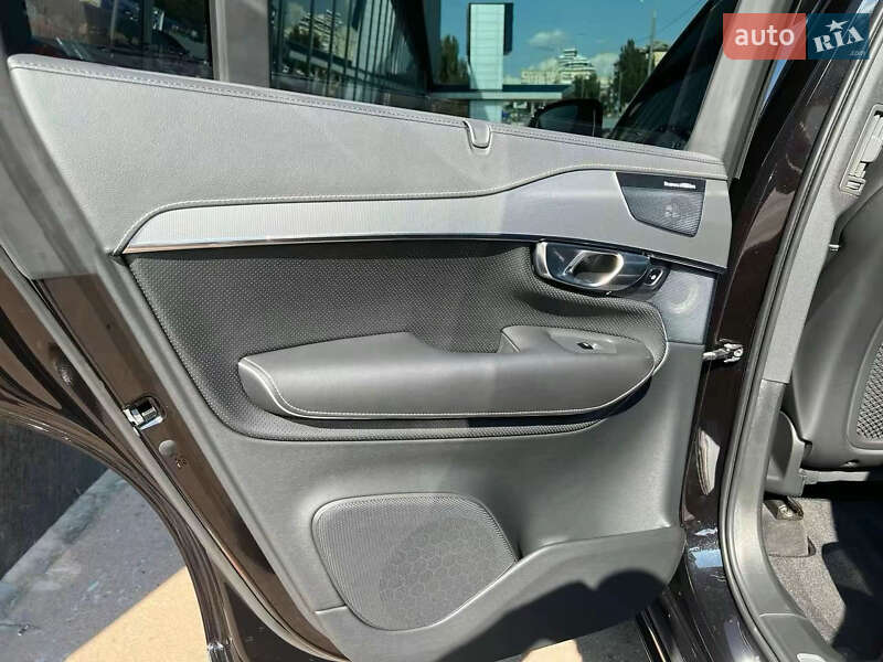 Внедорожник / Кроссовер Volvo XC90 2020 в Киеве фото 21 Внедорожник / Кроссовер Volvo XC90 2020 в Киеве