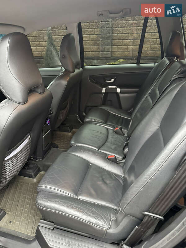 Внедорожник / Кроссовер Volvo XC90 2009 в Житомире