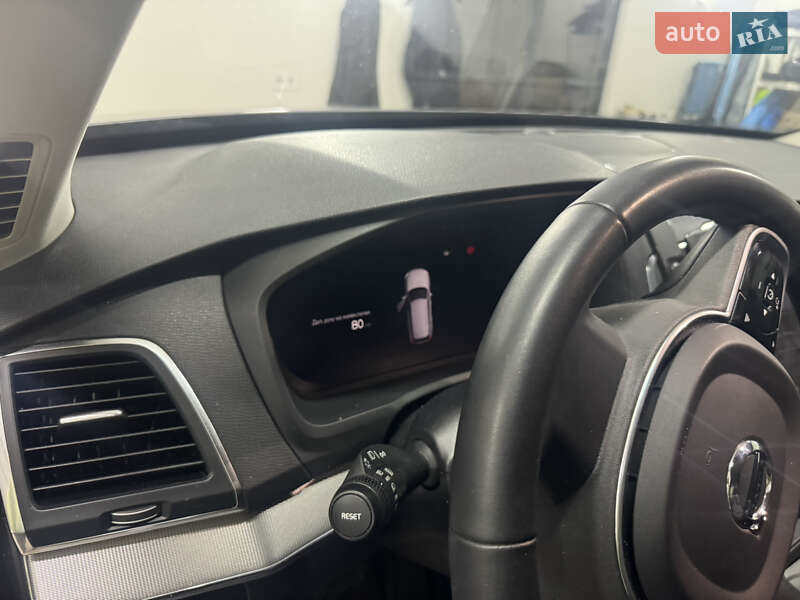 Внедорожник / Кроссовер Volvo XC90 2022 в Киеве