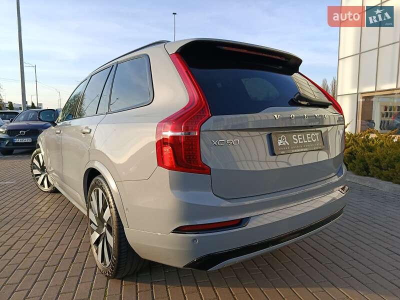Внедорожник / Кроссовер Volvo XC90 2024 в Киеве