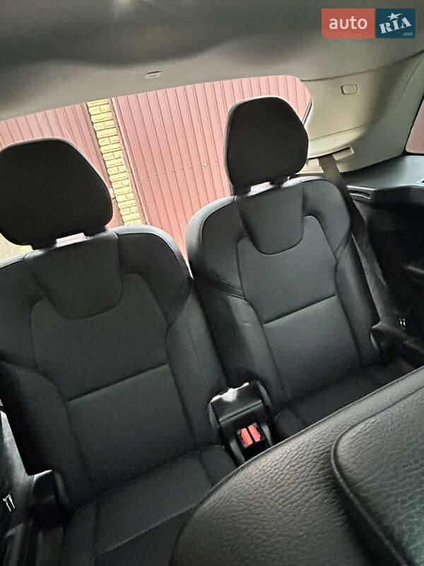 Внедорожник / Кроссовер Volvo XC90 2018 в Киеве