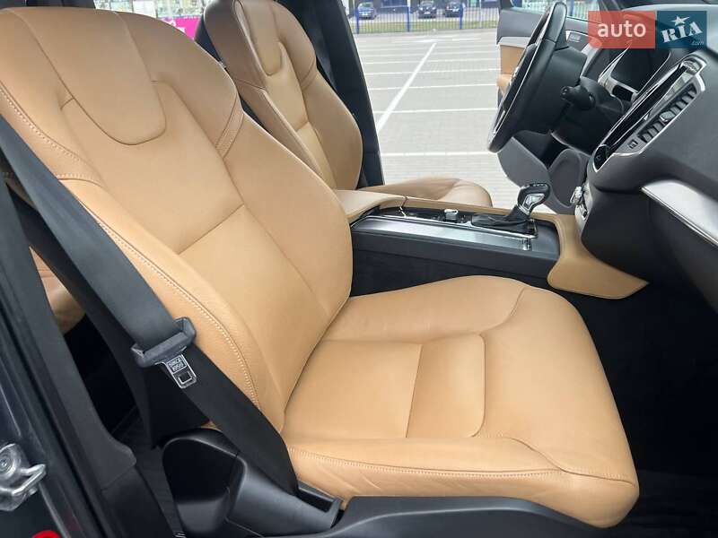 Внедорожник / Кроссовер Volvo XC90 2017 в Тернополе