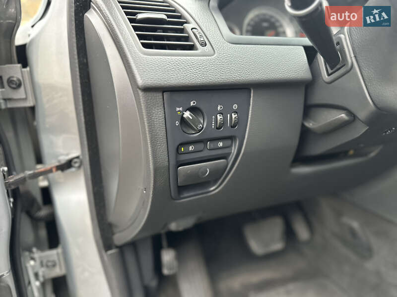 Внедорожник / Кроссовер Volvo XC90 2011 в Стрые