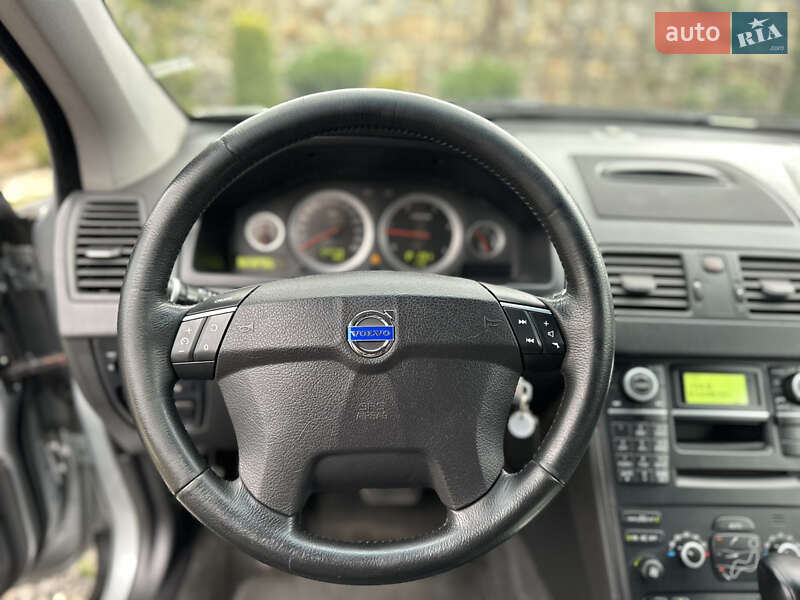 Внедорожник / Кроссовер Volvo XC90 2011 в Стрые