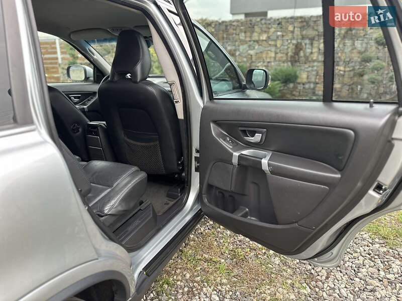 Внедорожник / Кроссовер Volvo XC90 2011 в Стрые