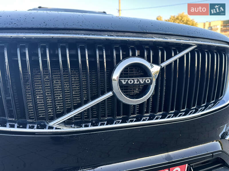 Внедорожник / Кроссовер Volvo XC90 2019 в Дрогобыче