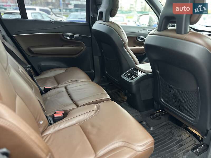 Внедорожник / Кроссовер Volvo XC90 2020 в Киеве