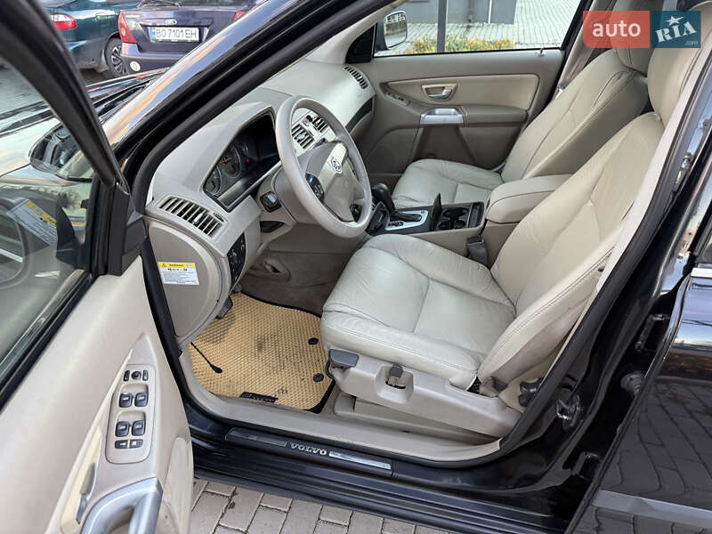 Внедорожник / Кроссовер Volvo XC90 2005 в Кременце