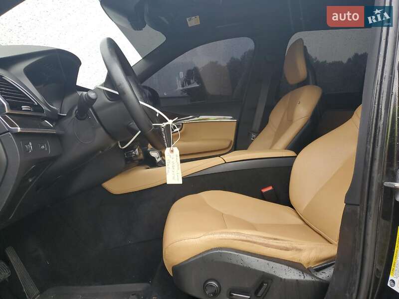 Внедорожник / Кроссовер Volvo XC90 2016 в Киеве