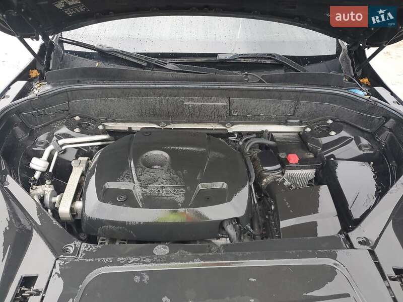 Внедорожник / Кроссовер Volvo XC90 2016 в Киеве