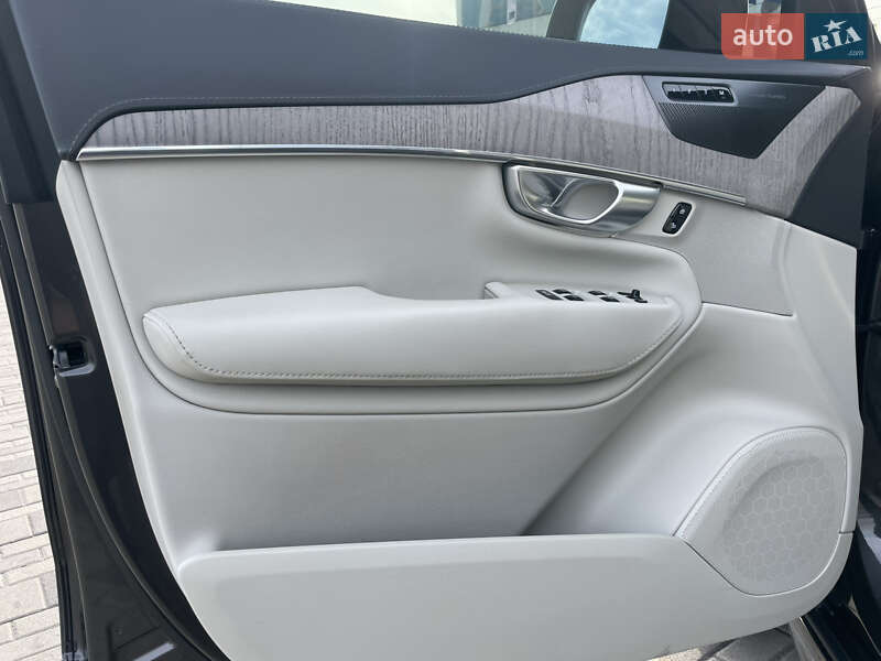 Внедорожник / Кроссовер Volvo XC90 2023 в Днепре