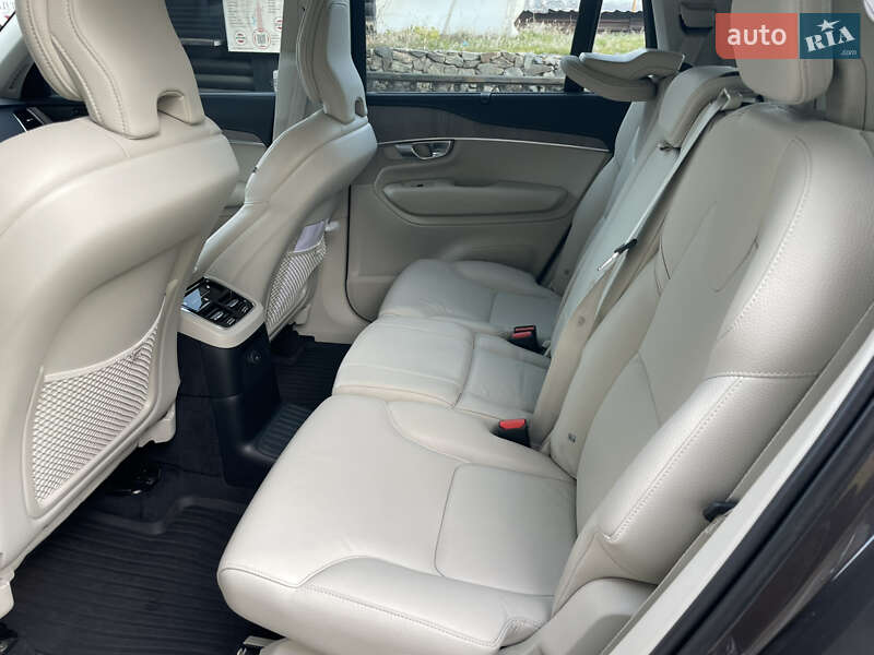 Внедорожник / Кроссовер Volvo XC90 2023 в Днепре