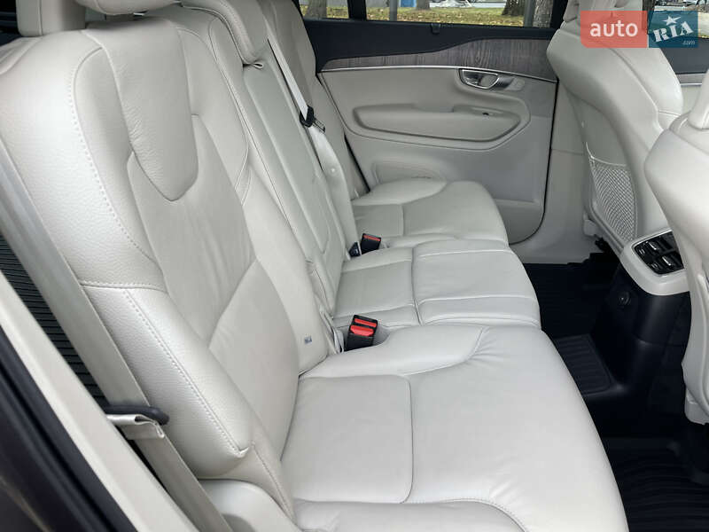 Внедорожник / Кроссовер Volvo XC90 2023 в Днепре