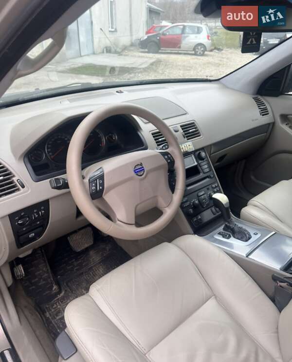 Внедорожник / Кроссовер Volvo XC90 2004 в Тернополе
