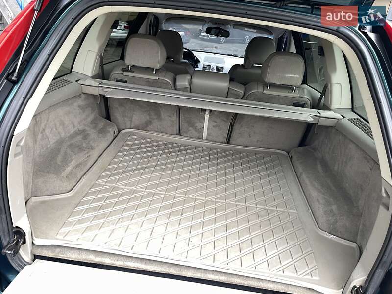 Внедорожник / Кроссовер Volvo XC90 2003 в Харькове