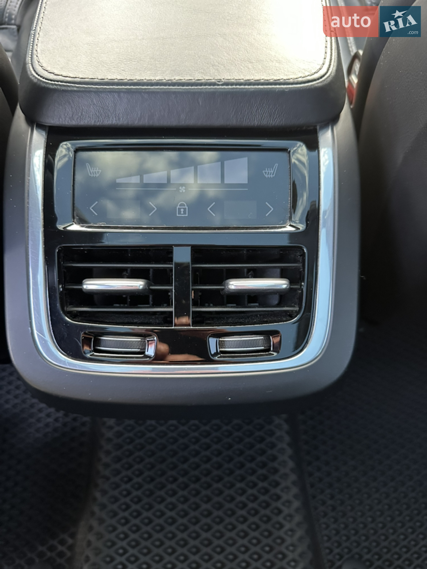 2018 Volvo XC90 - мініатюра 18